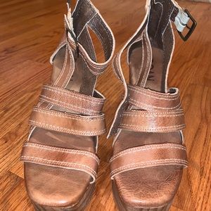 ROAN Corey Wood Platform Sandals